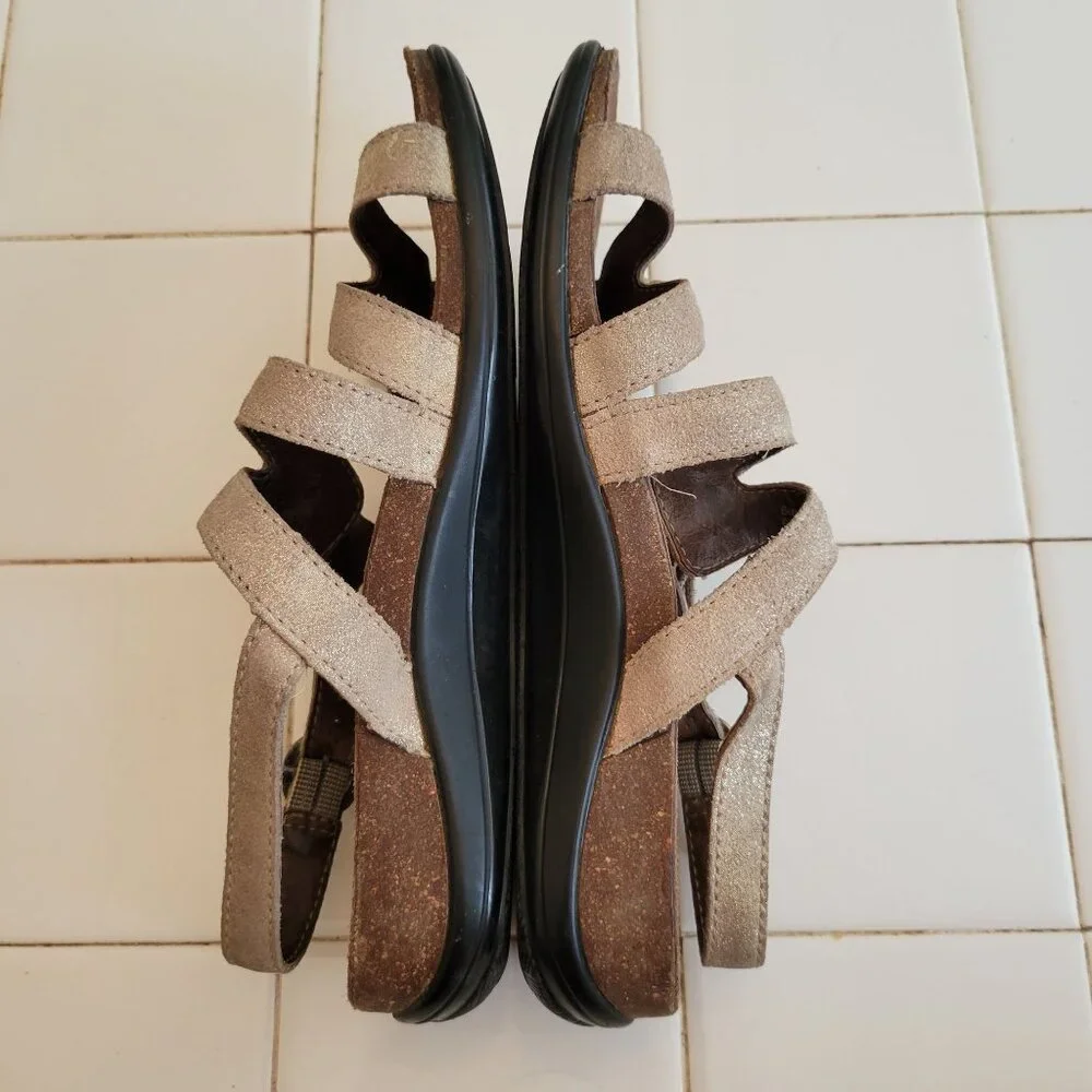 Dansko 37‎ Metallic Sparkle Glitter Shimmer Leather Wedge Sandals JAMESON 6.5 7